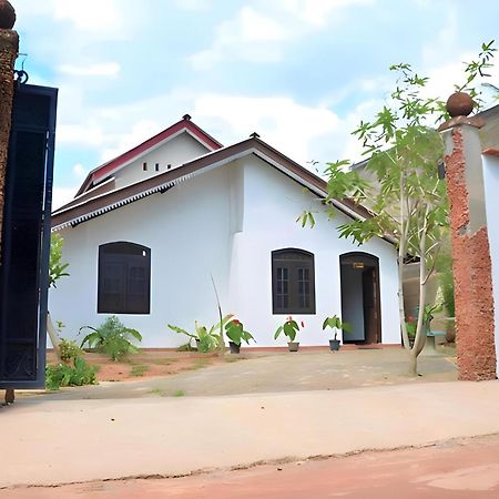 Traveller'S Hostel Hikkaduwa Exterior foto